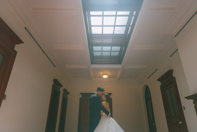 天井からの光を活かしたラストカット♪