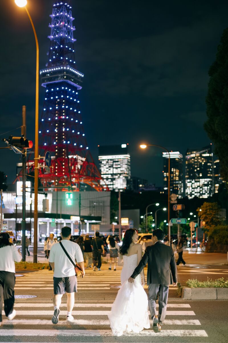 夜景へ続くふたりの道