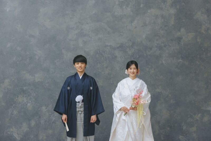 凛と並ぶ、白と紺