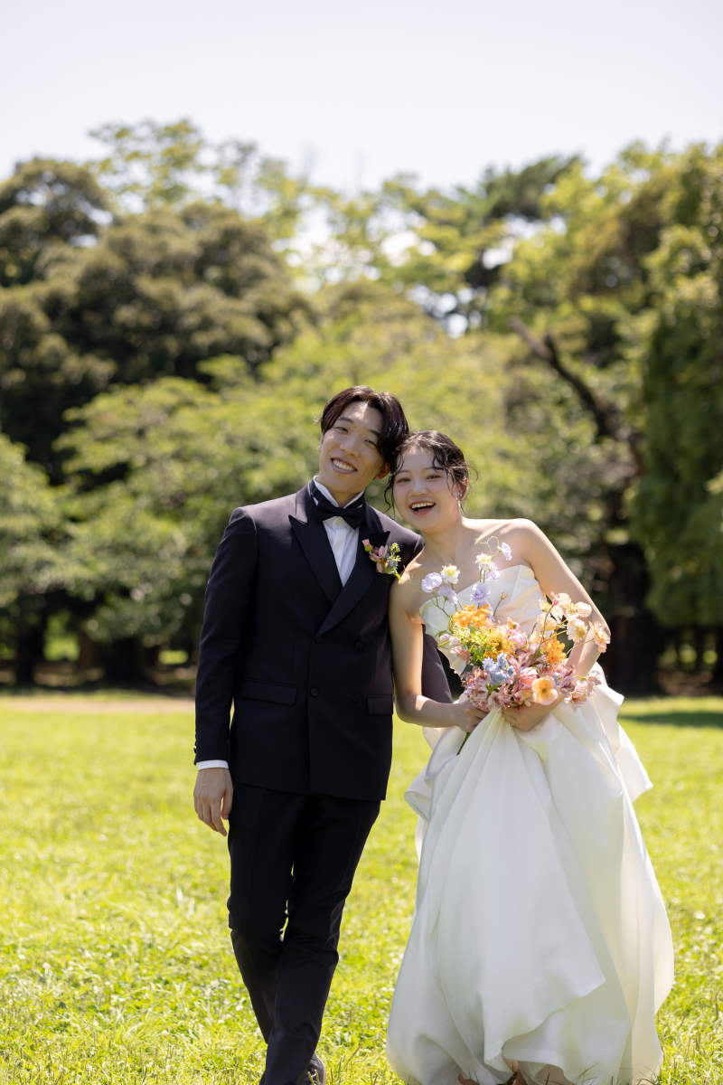 青空と緑に包まれた晴れの日