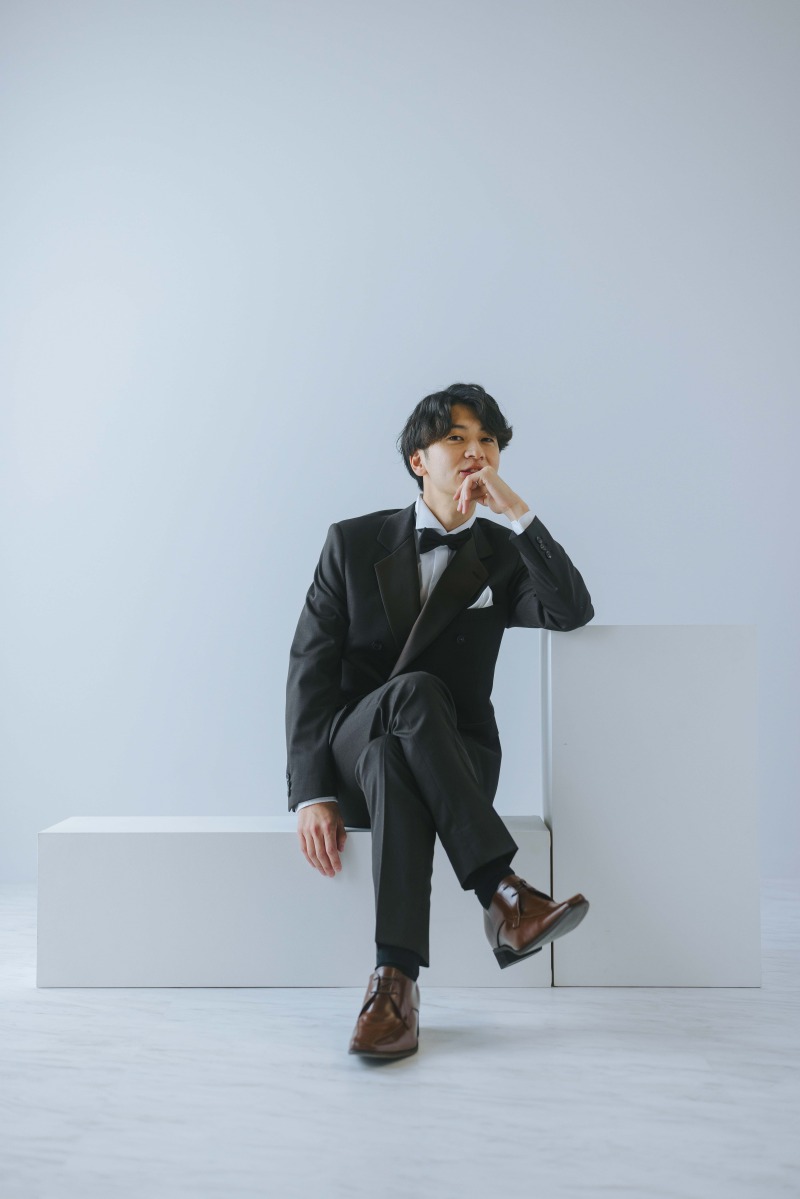 程よい抜け感を出して