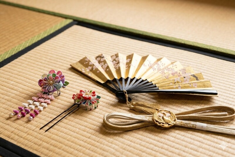 和装に合う小物なども多数ご用意しております