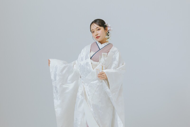 studio clori. TOKYO 新宿店_白無垢が豊富