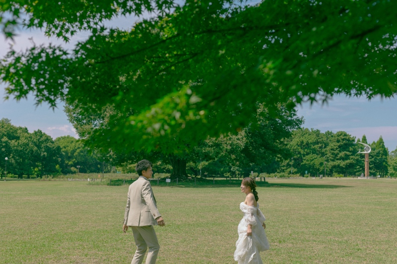 素晴らしいロケーションで、最幸の時間をお二人と共に本気で楽しみます。お二人の"ワクワク"を、そのままカタチに残します。