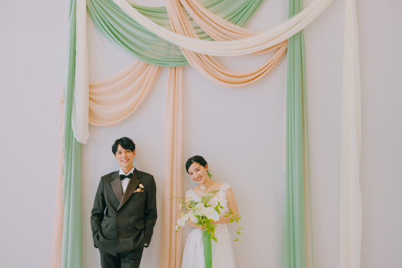 【セットプランがお得♪】チャペルスタジオ+ドレスロケーションプラン♪衣裳2着目無料!全カットデータ付き★カラードレスも選べる!