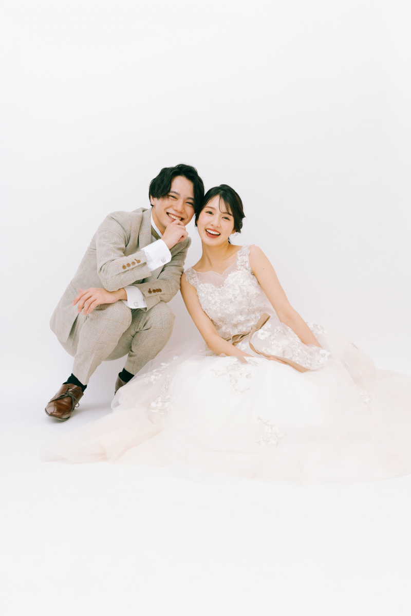 フォトレイト限定！【ベーシック洋装プラン】撮影料+ヘアメイク+ドレス＆小物+ 全カットデータ付き★