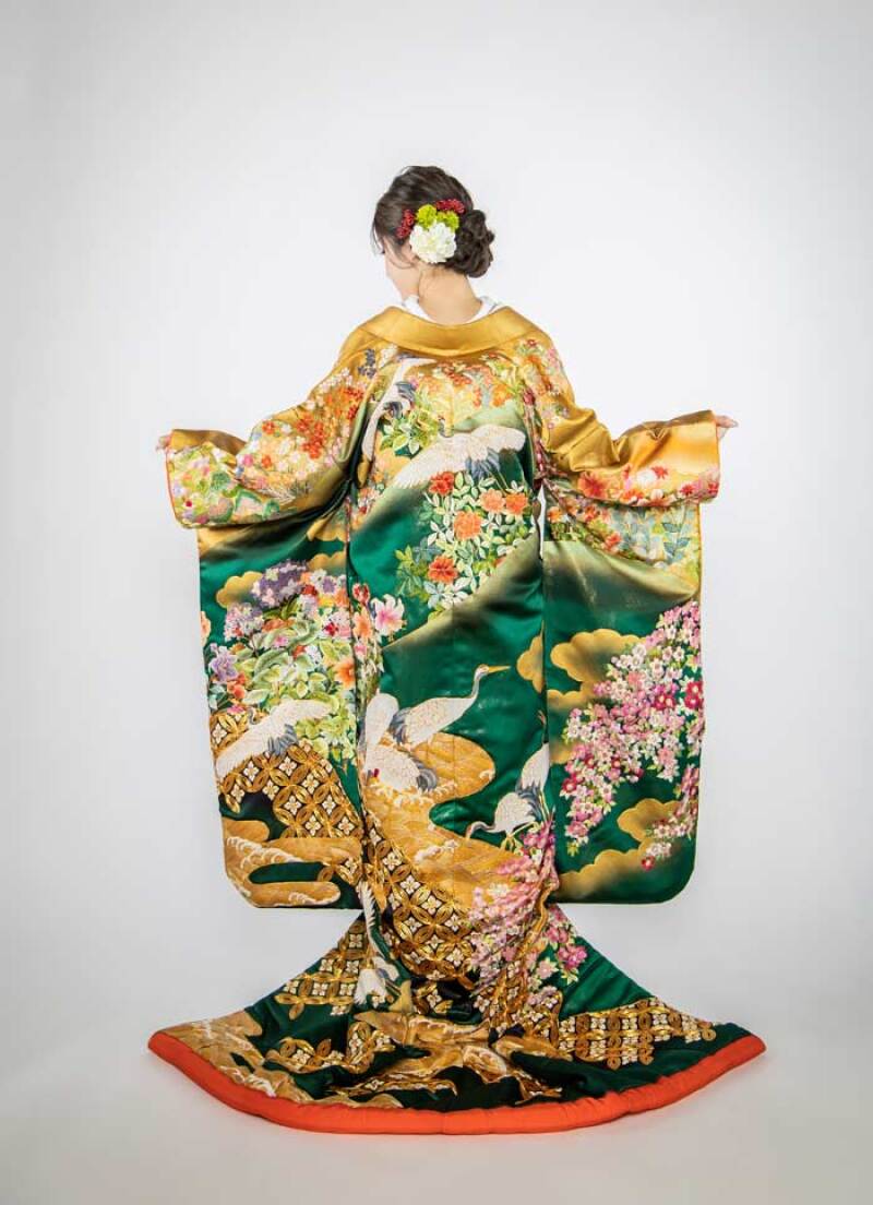 遠山に草花