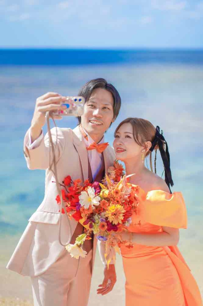 自撮りショットも可愛く。ふたりだけの自然な笑顔。