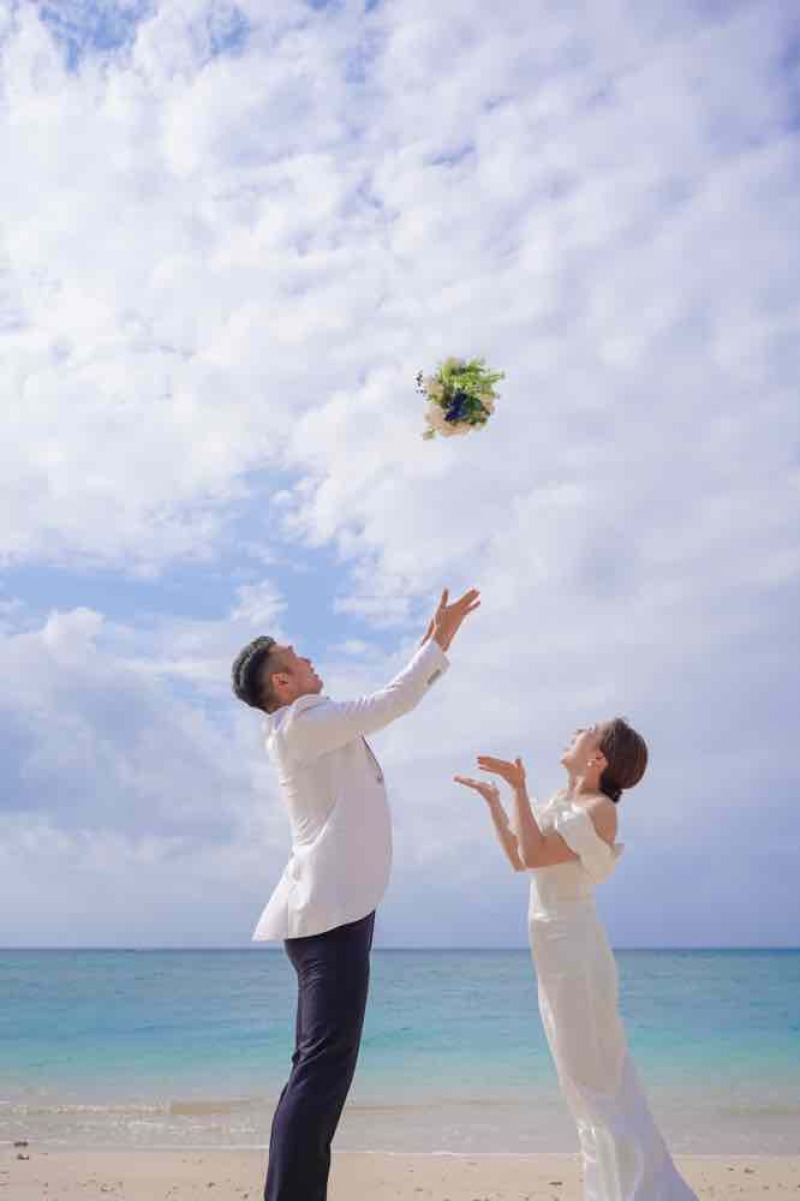 ご希望カットのブーケトスをお二人で♪^_^