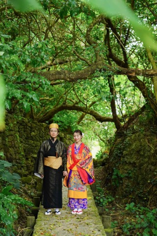 ワルツフォトスタジオ_カラードレス撮影