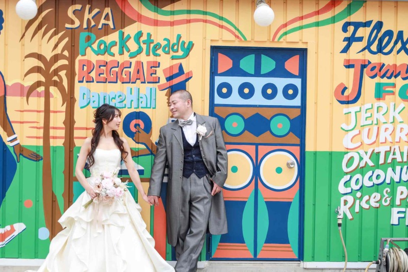 【ビーチ&レトロ街フォト】レトロな商店街&ビーチ&グリーンでの撮影&yen;64,000 ♪♪沖縄県在住の方&yen;57,600！