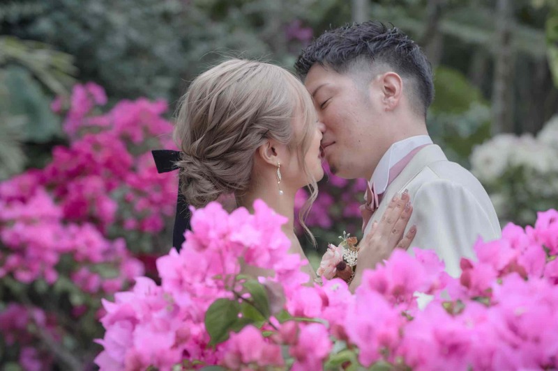 【オープニング動画&ビーチ1ヶ所プラン】全データ&衣裳&ヘアメイク付き ♪♪通常78,000円⇒沖縄県民割62,400円!