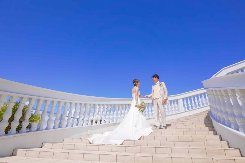 【高層階チャペルプラン】ビーチサイドのチャペル&テラスでの撮影&yen;82,000 ♪♪沖縄県在住の方&yen;73,800！