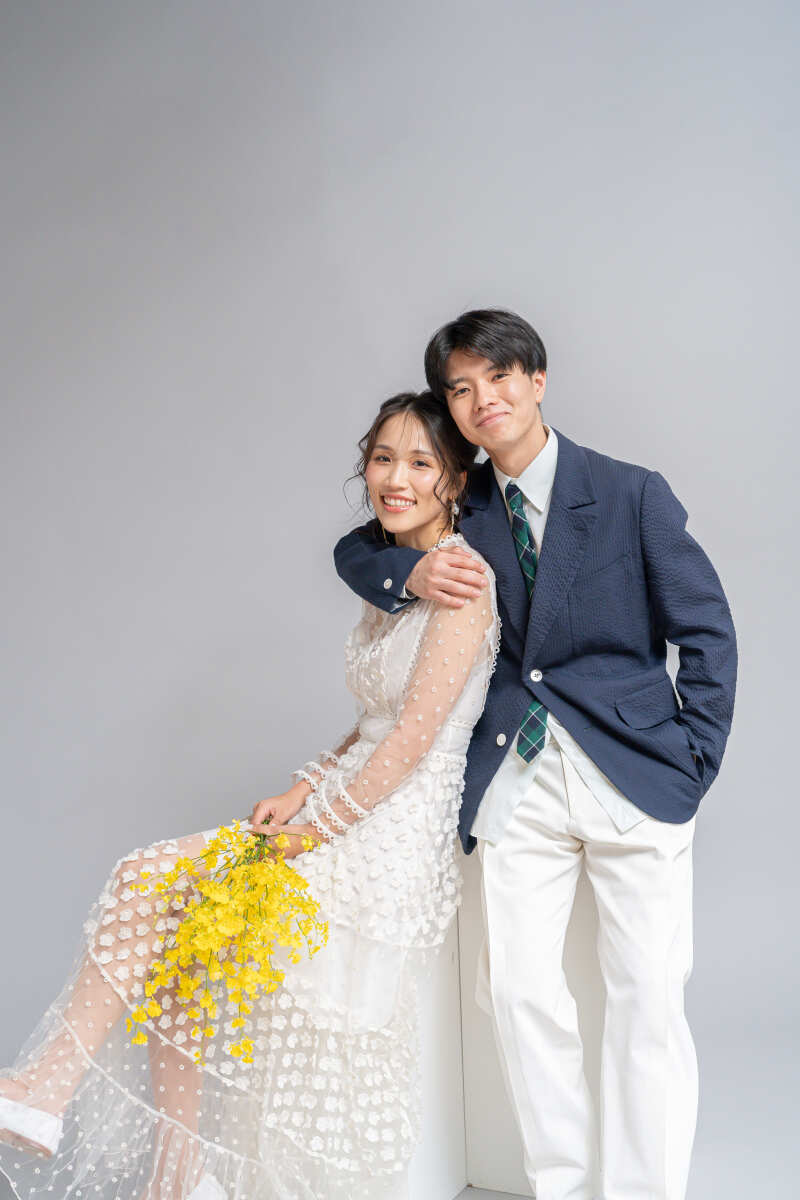 ギュッと抱き寄せる姿が素敵な1枚