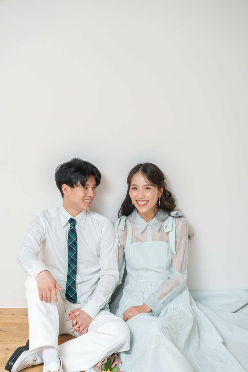 ありのままの表情で一日を物語として残します。時間が経っても写真を見返せばその日の温もりが蘇ります。