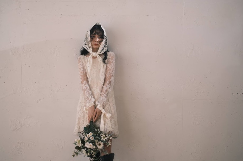 ＜ソロフォト＞◆データ30カット＋ヘアメ◆カジュアル衣装orインポートドレス選択＋小物付◎衣装110,000円相当&rarr;66000円