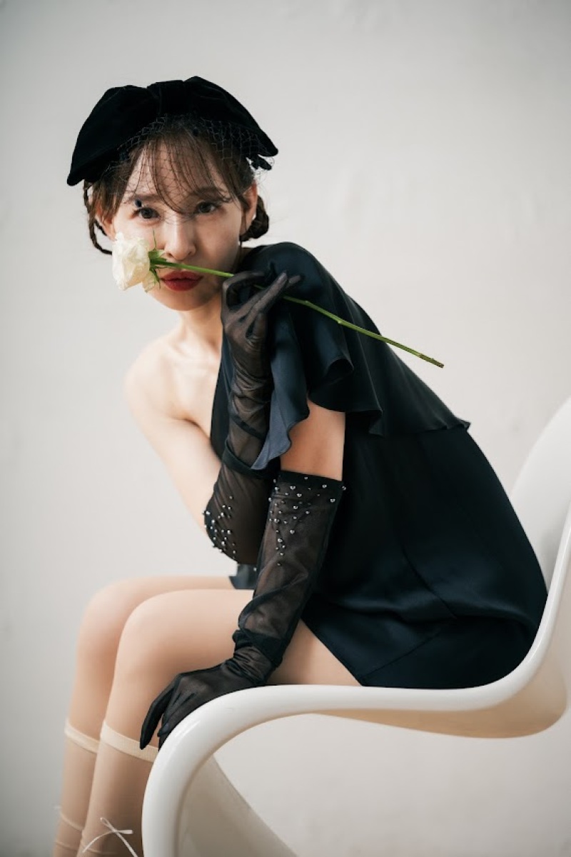 ＜ソロフォト＞◆データ20カット◆カジュアル衣装orインポートドレスから選択＋小物付◎衣装価格66,000円相当&rarr;33,000円