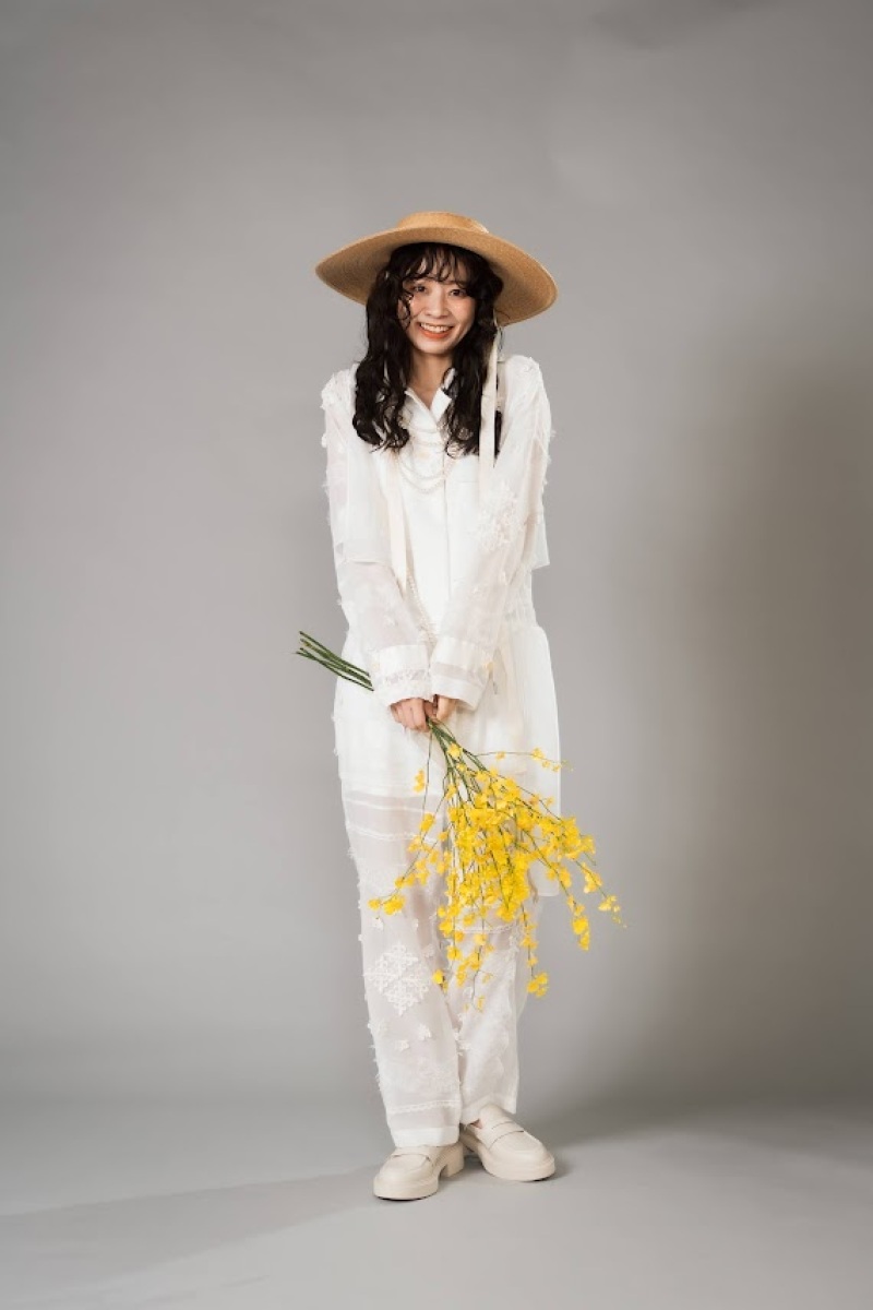 ＜ソロフォト＞◆データ20カット◆カジュアル衣装orインポートドレス選択＋小物付◎衣装価格110,000円相当&rarr;66,000円