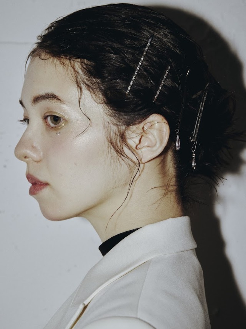 ＜ソロフォト＞◆データ30カット＋ヘアメ◆カジュアル衣装orインポートドレス選択＋小物◎衣装66,000円相当&rarr;33,000円