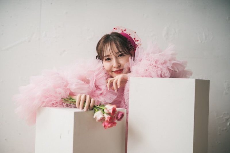 ＜ソロフォト＞◆データ20カット◆カジュアル衣装orインポートドレスから選択＋小物付き ◎どの衣装を選んでも110,000円