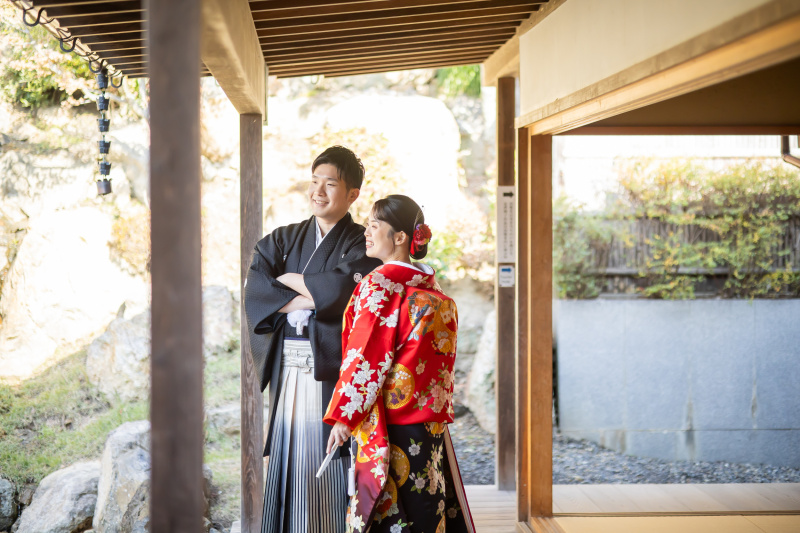 STUDIO axe Wedding Specialties_庭園で撮影できる