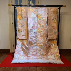 K613桃地亀甲文様瑞花