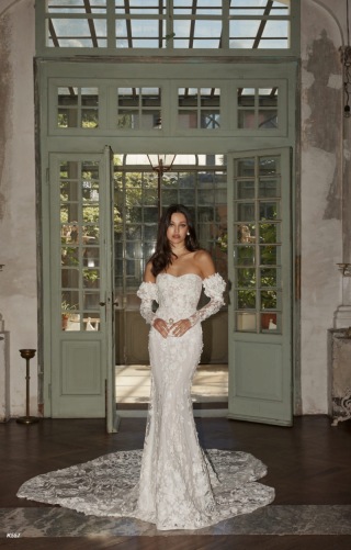 FLOLA VANESSA（フローラ　ヴァネッサ）