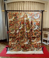 ３６１鈍ぼかし地瑞花几帳文様唐織