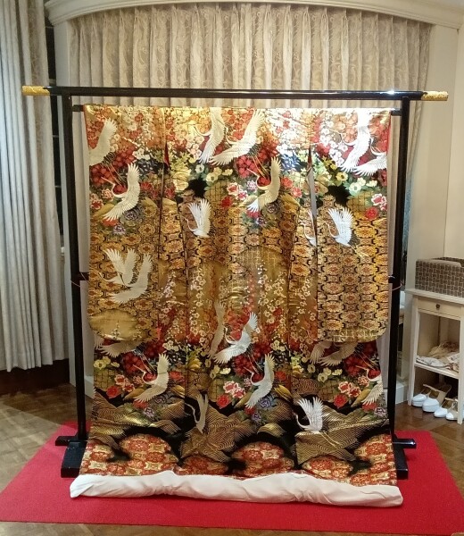 ４０６黒地飛鶴蜀江