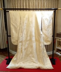 ４００屏風に飛鶴