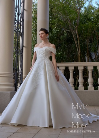 MMM0210 Off White