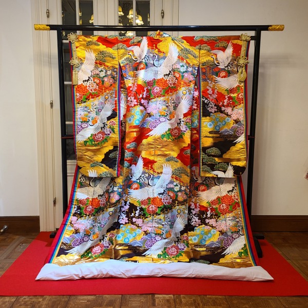 378赤地飛鶴幔幕八重