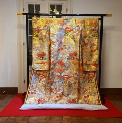 376金地鳳凰花車八重