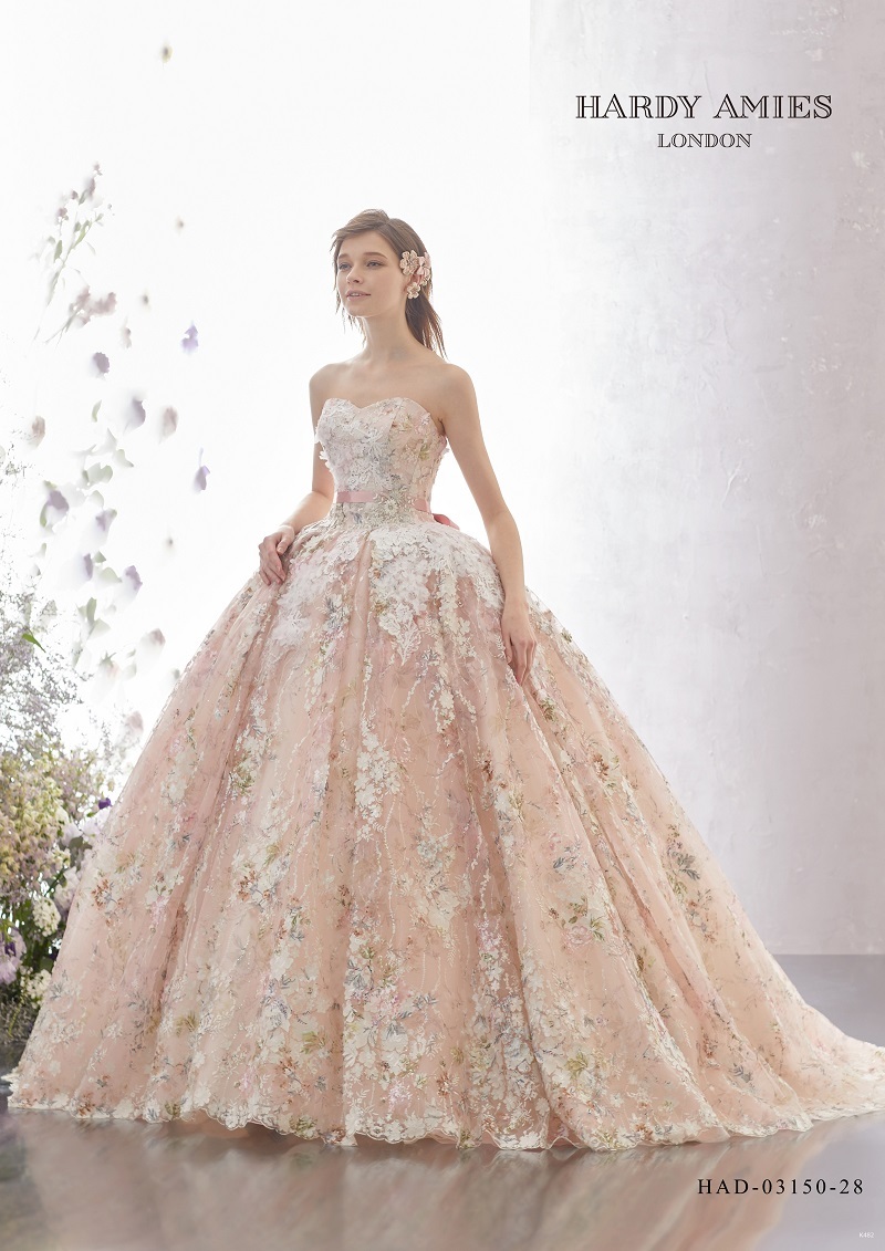 Photo de Noëlie_インポートドレスの取扱いがある