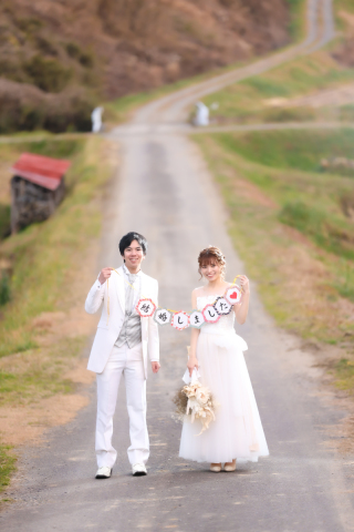 photograph Amery_PICK UP PHOTO