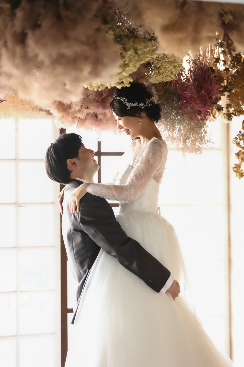 【Photorait掲載記念◆12月撮影で7万円OFF！】受賞歴多数のカメラマンがお届け◇洋装1着スタジオ＜データ75カット付＞