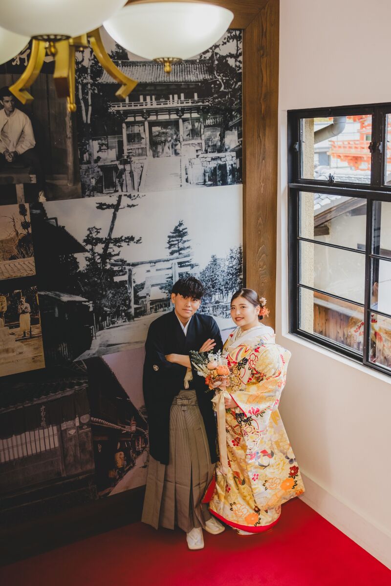 中村楼の歴史をバックに