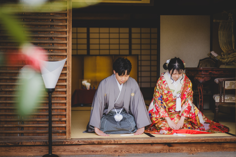 前撮りで絶対に撮りたい！王道正座ショット！