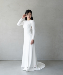 スタイリッシュ ミニマル ボートネック ウェディングドレス