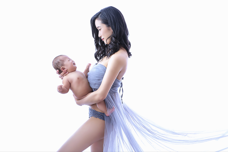 【スタンダード】マタニティフォトプラン(データ、衣装、小物、ヘアセット付き)土日UP料金なし