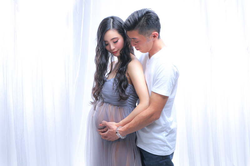 【マタニティの方におすすめ】スタジオ撮影(データ、アルバム、ヘアメイク、着付け、ボディーメイク付き)土日UP料金なし