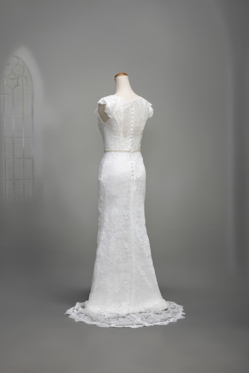 ビジュースレンダードレス