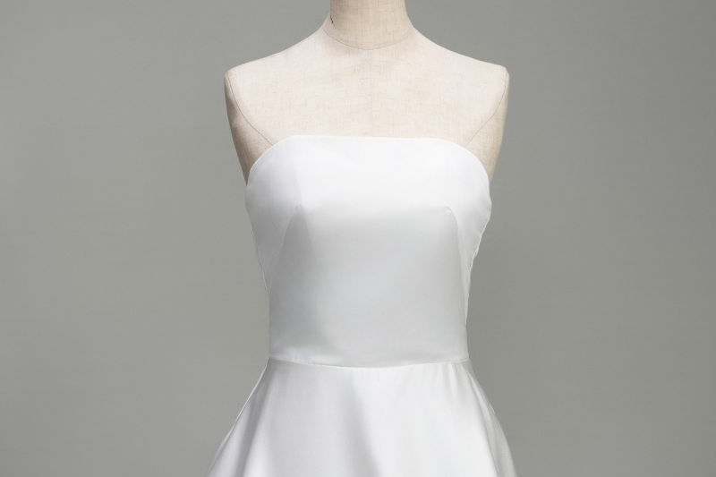 フィッシュテールトレーンドレス