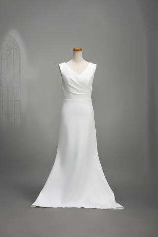 シャーリングスレンダードレス