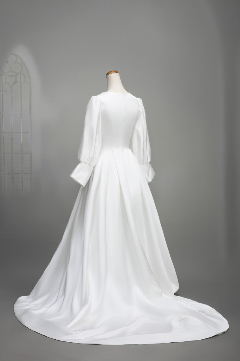 クラシカルドレス