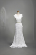 ビジュースレンダードレス