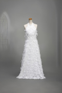 ホルターネックフェザードレス