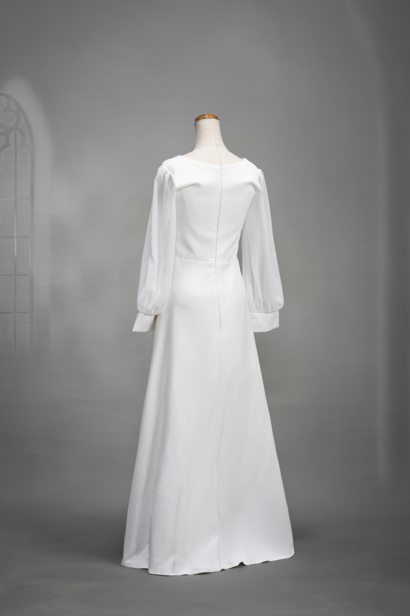 ロングスリーブドレス