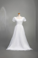 パールストラッププリンセスドレス