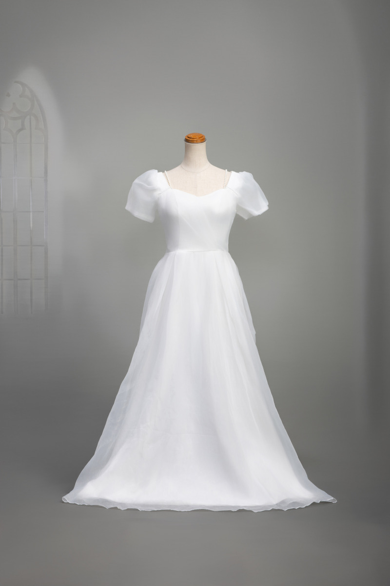 パールストラッププリンセスドレス